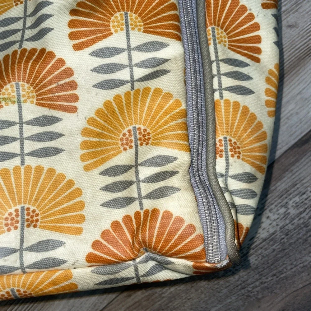 Petunia Pickle DAYDREAMING IN DAX Boxy‎ Backpack Diaper Bag Orange White Used